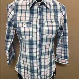 Passport button down